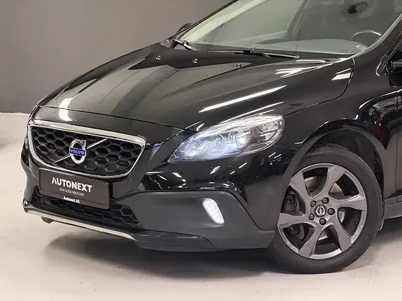 Volvo V40 Cross Country 2016 photo 3