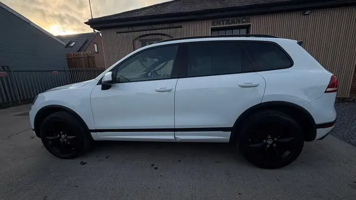 Volkswagen Touareg 2016 photo 4