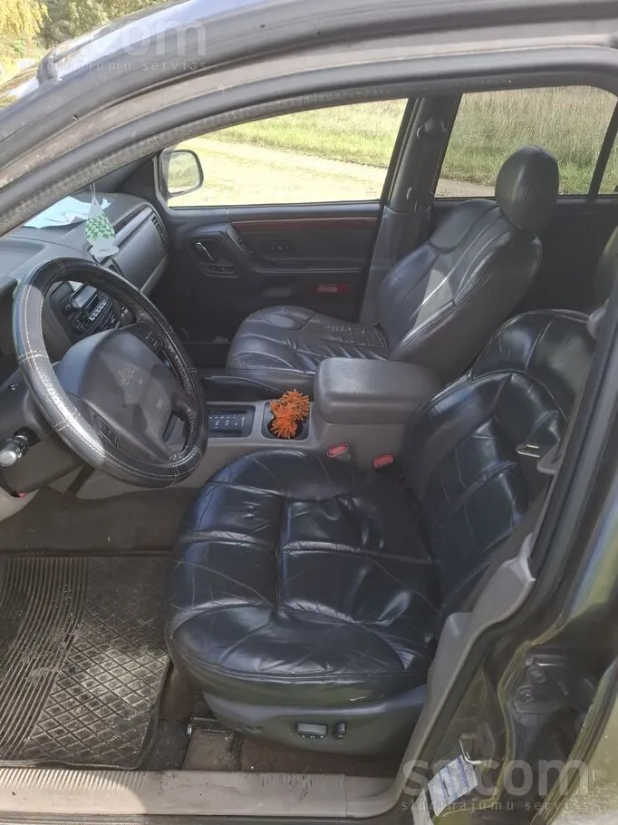 Jeep Grand Cherokee 2000 photo 4