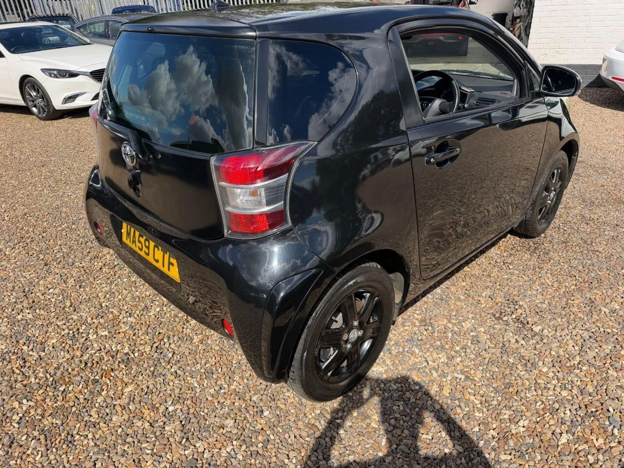Toyota Iq 2009 photo 5