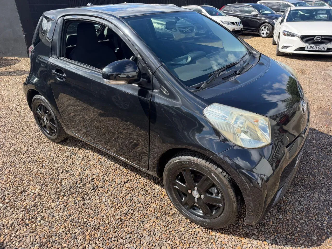 Toyota Iq 2009 photo 3