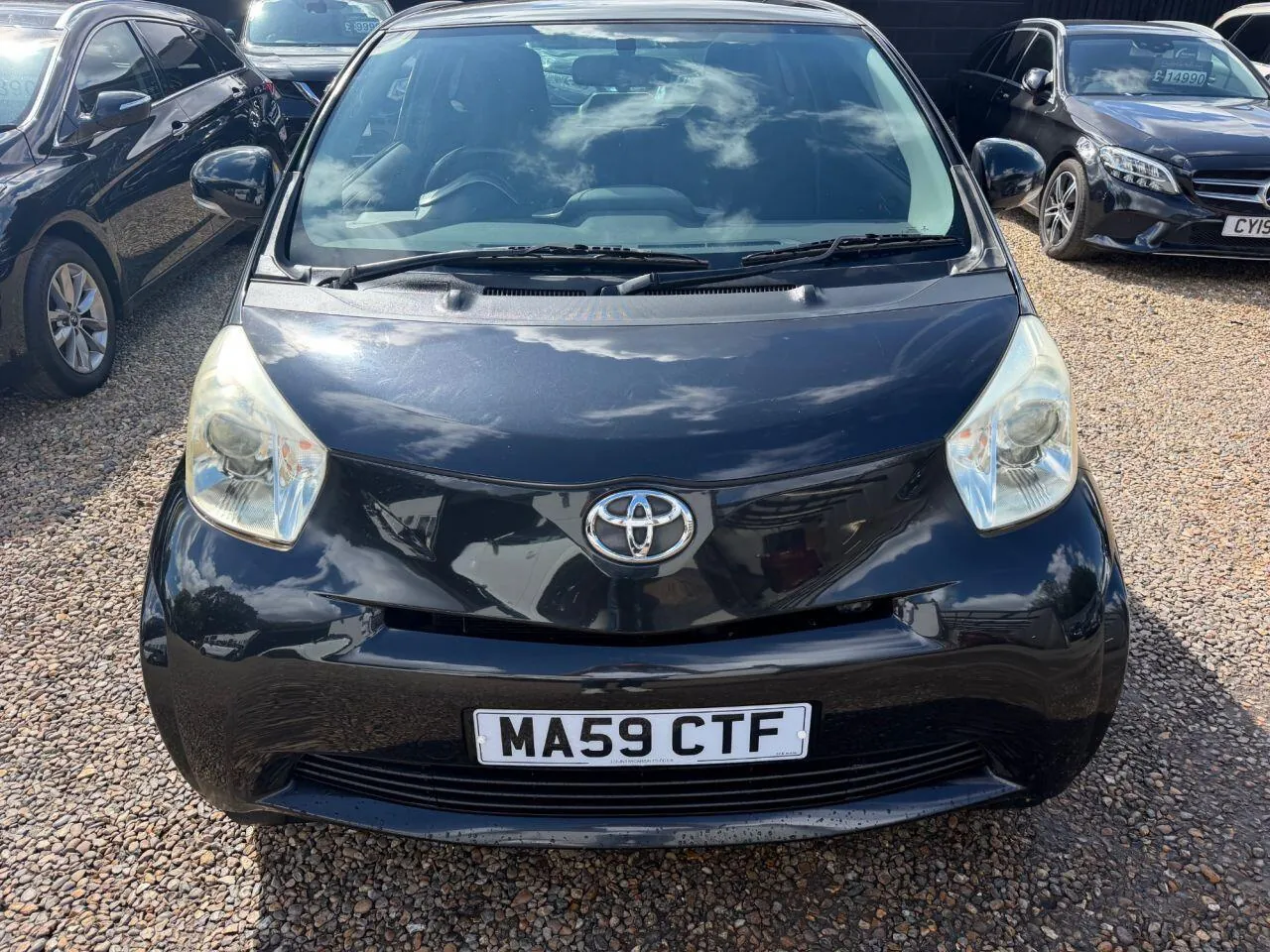 Toyota Iq 2009 photo 2