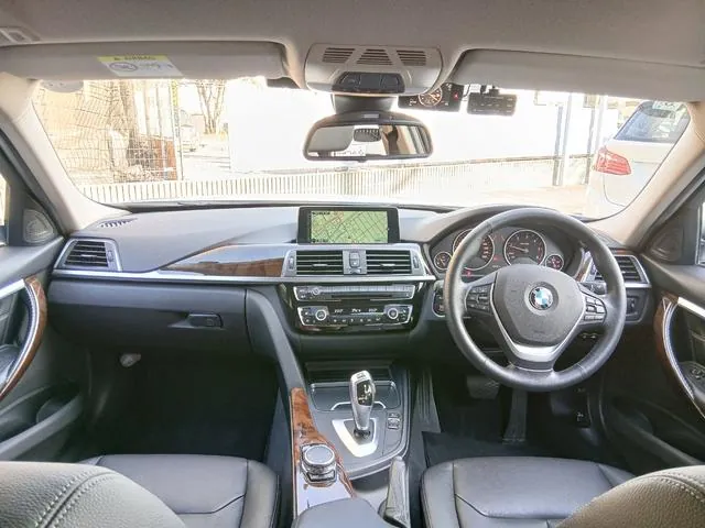 BMW 3 Series 2016 photo 4