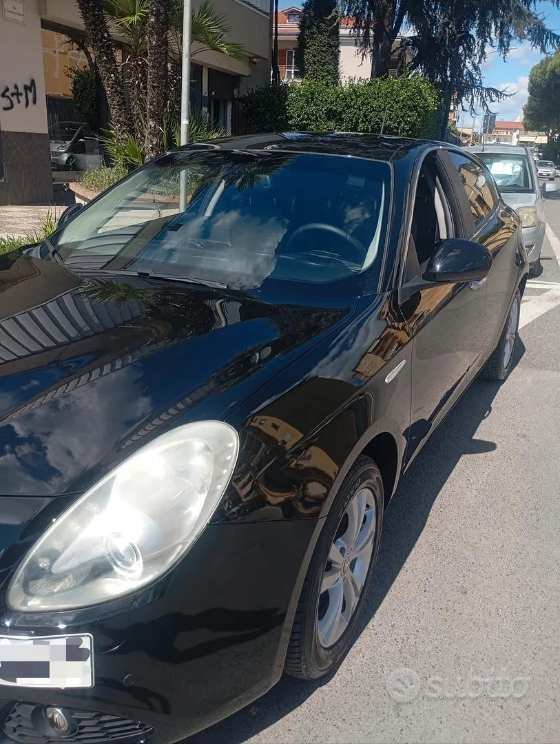 Alfa Romeo Giulietta 2010 photo 3