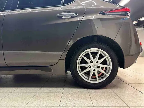 Nissan Leaf 2018 photo 4