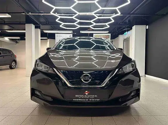 Nissan Leaf 2018 photo 2