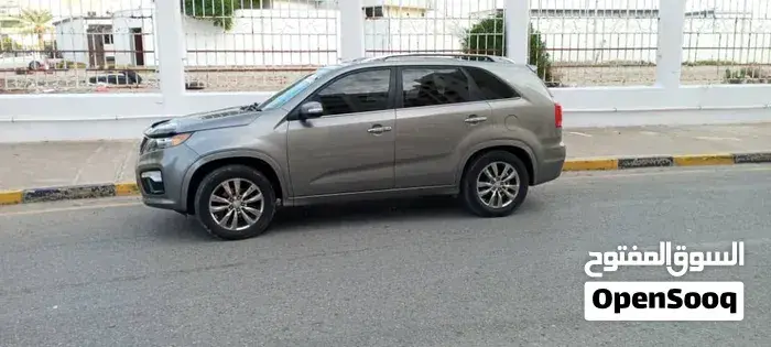 Kia Sorento 2013 photo 4