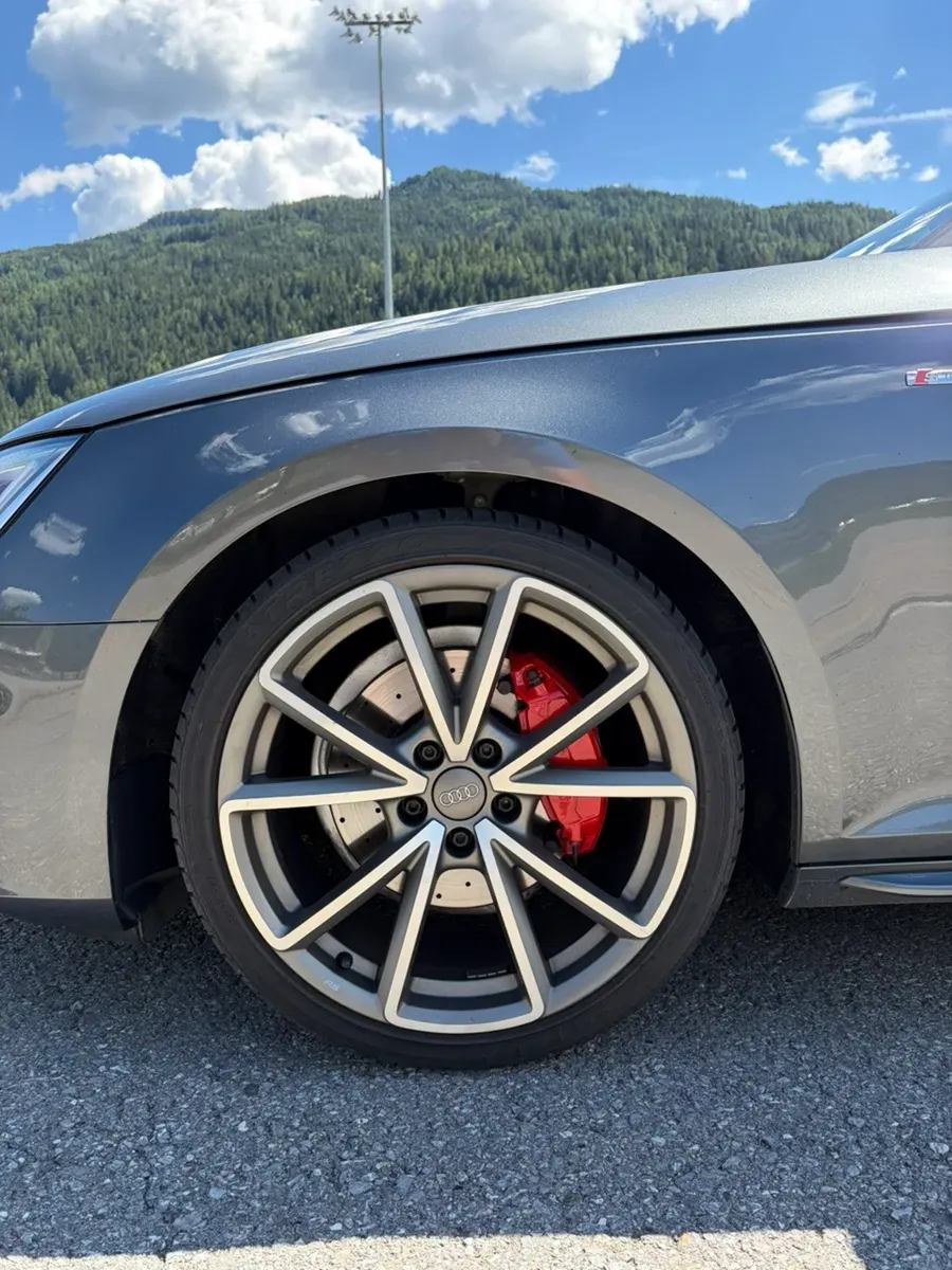 Audi A4 2016 photo 3