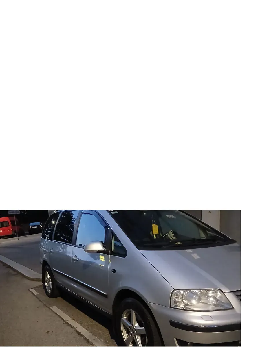 Volkswagen Sharan 2009 photo 2