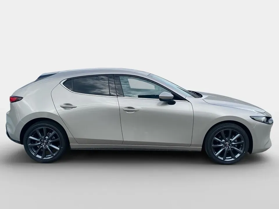 Mazda Mazda3 photo 3