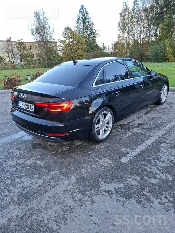 Audi A4 2016 photo 5