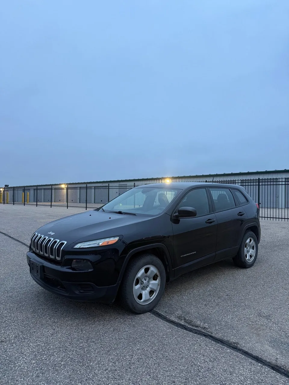 Jeep Cherokee 2015 photo 2