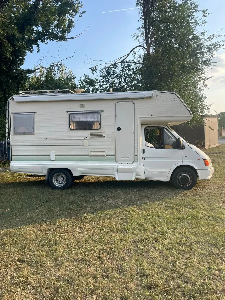 Ford Transit 1996 photo 2