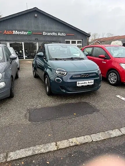 Fiat 500E 2023 photo 2
