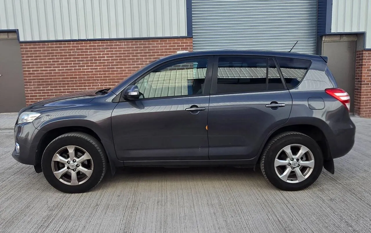 Toyota Rav4 2012 photo 5