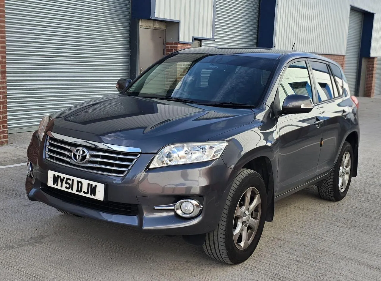 Toyota Rav4 2012 photo 3