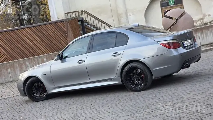 BMW 530D 2007 photo 3