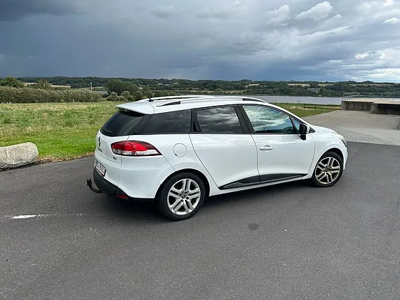 Renault Clio Iv 2016 photo 2