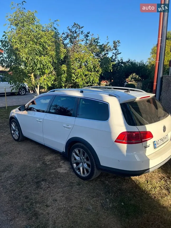 Volkswagen Passat 2013 photo 3