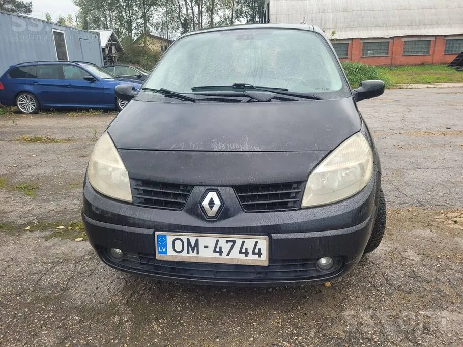 Renault Scenic 2004 photo 2