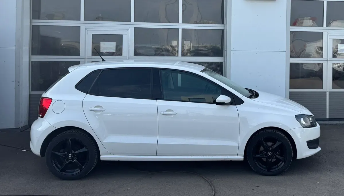 Volkswagen Polo 2013 photo 2
