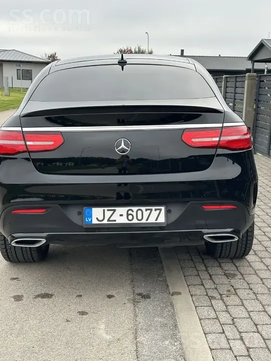 Mercedes-Benz Gle 350 2019 photo 2