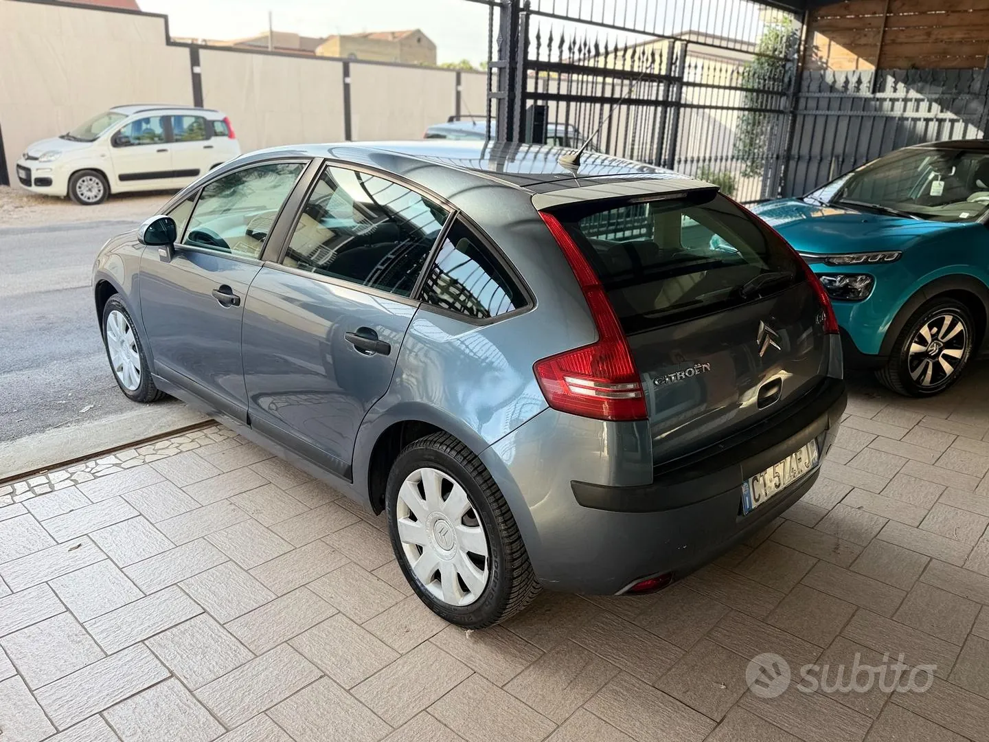 Citroen C4 2005 photo 3