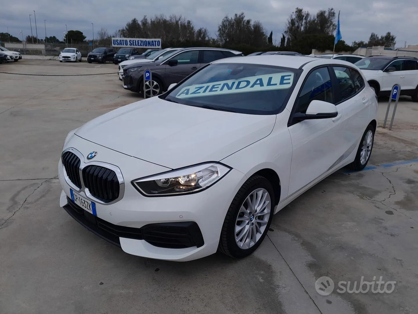 BMW 1 Series 2023 photo 4