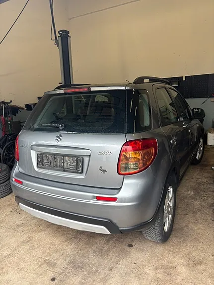 Suzuki Sx4 2011 photo 2