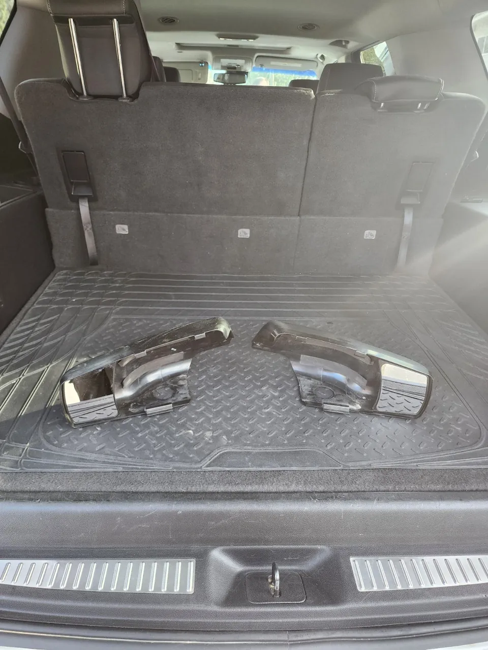 Chevrolet Suburban 2015 photo 5