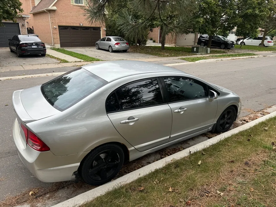 Honda Civic 2008 photo 2