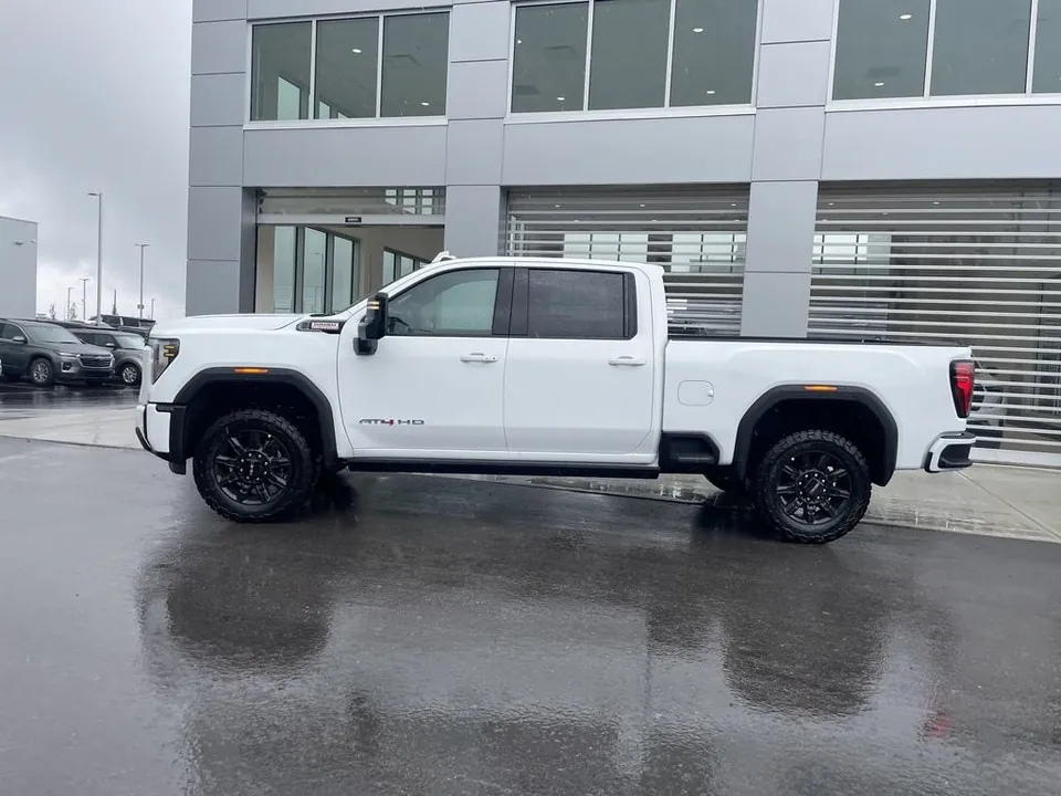 GMC Sierra 3500Hd 2026 photo 5
