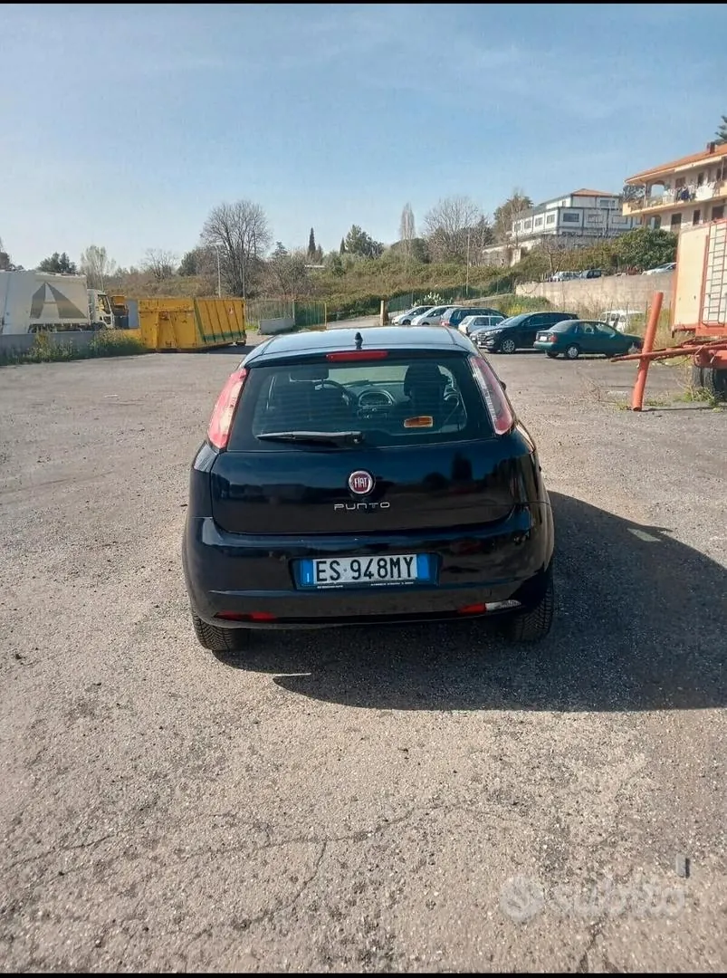 Fiat Punto 2013 photo 3