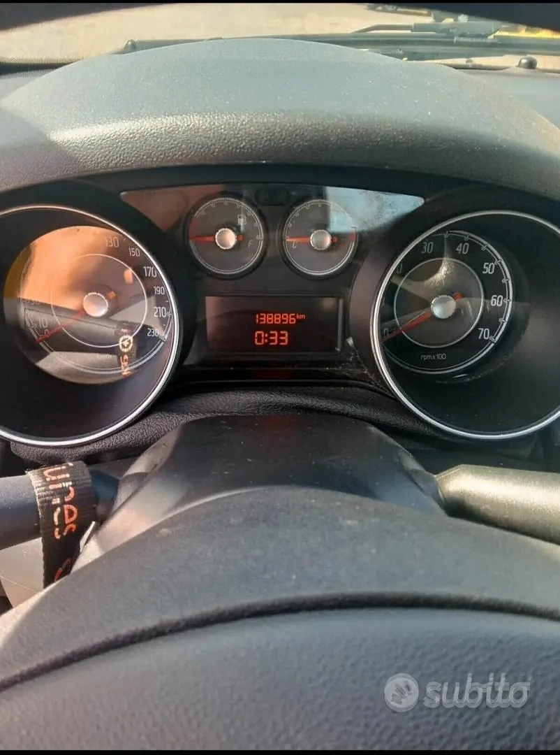 Fiat Punto 2013 photo 4