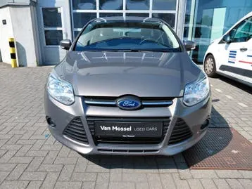 Ford Focus 2012 photo 2