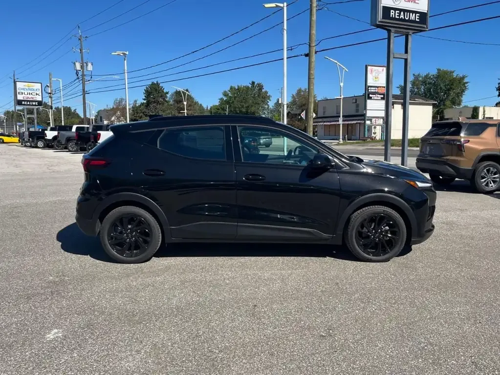 Chevrolet Bolt 2027 photo 4