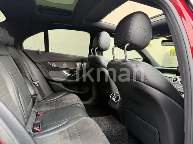 Mercedes-Benz C200 2018 photo 5