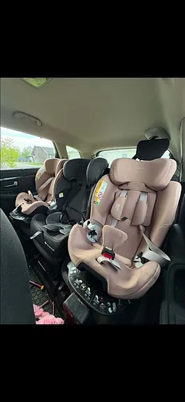 Kia Carens 2017 photo 5