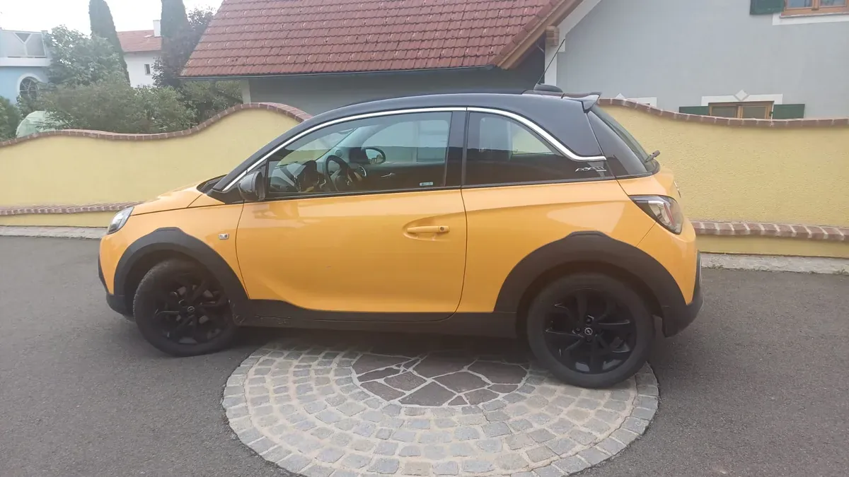 Opel Adam