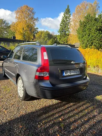 Volvo V50 2005 photo 2