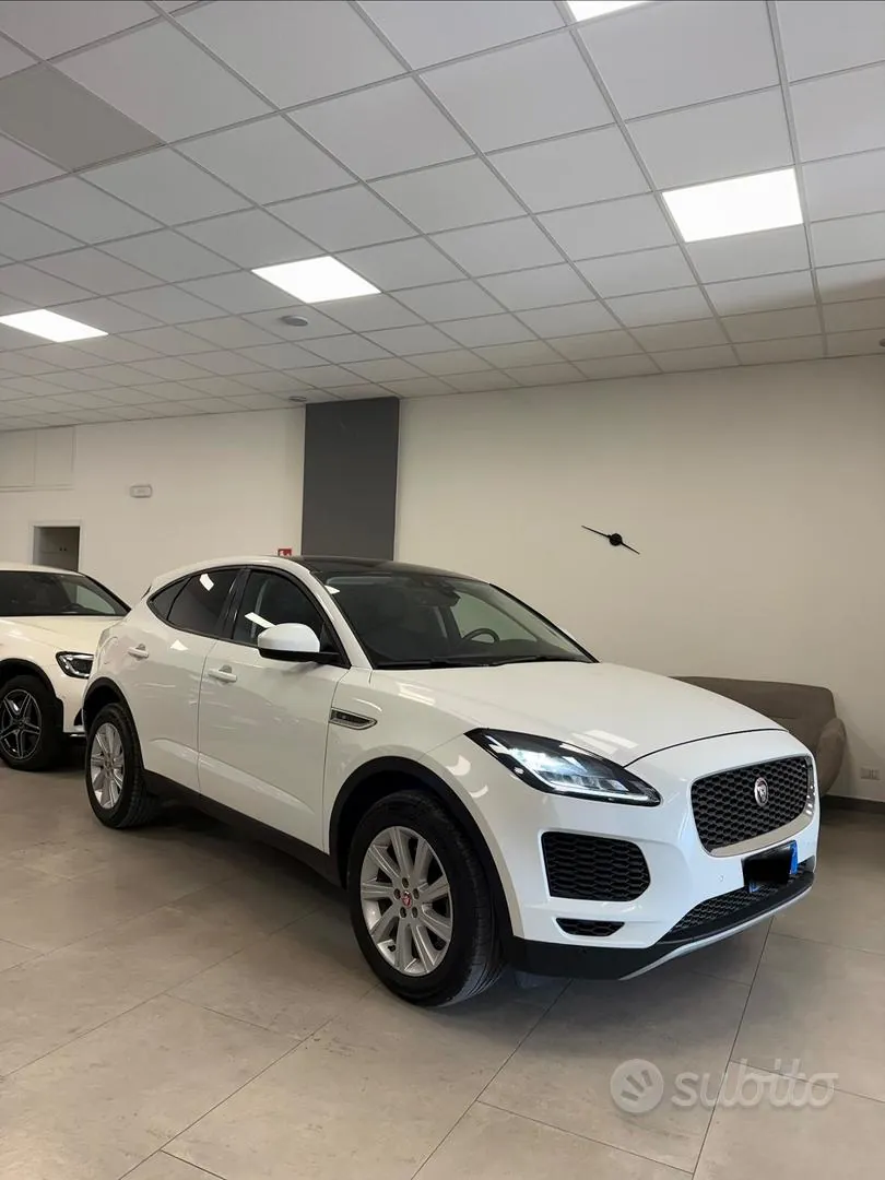 Jaguar E-Pace 2020 photo 5