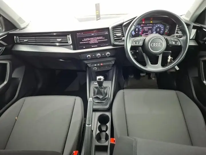 Audi A1 2023 photo 3