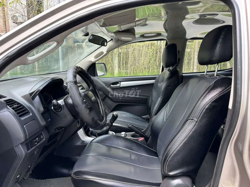 Isuzu Dmax 2016 photo 5