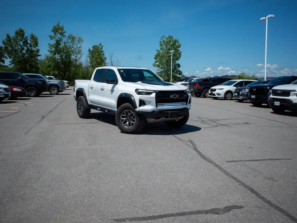 Chevrolet Colorado 2025 photo 2