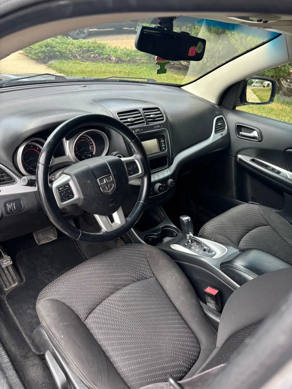 Dodge Journey 2015 photo 2