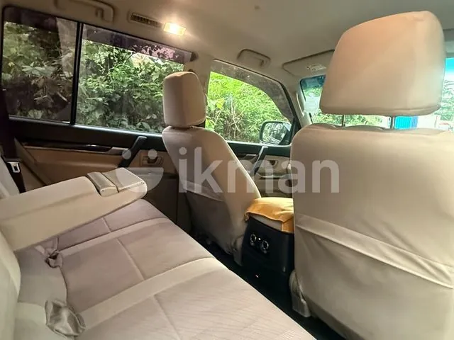 Mitsubishi Montero 2013 photo 5