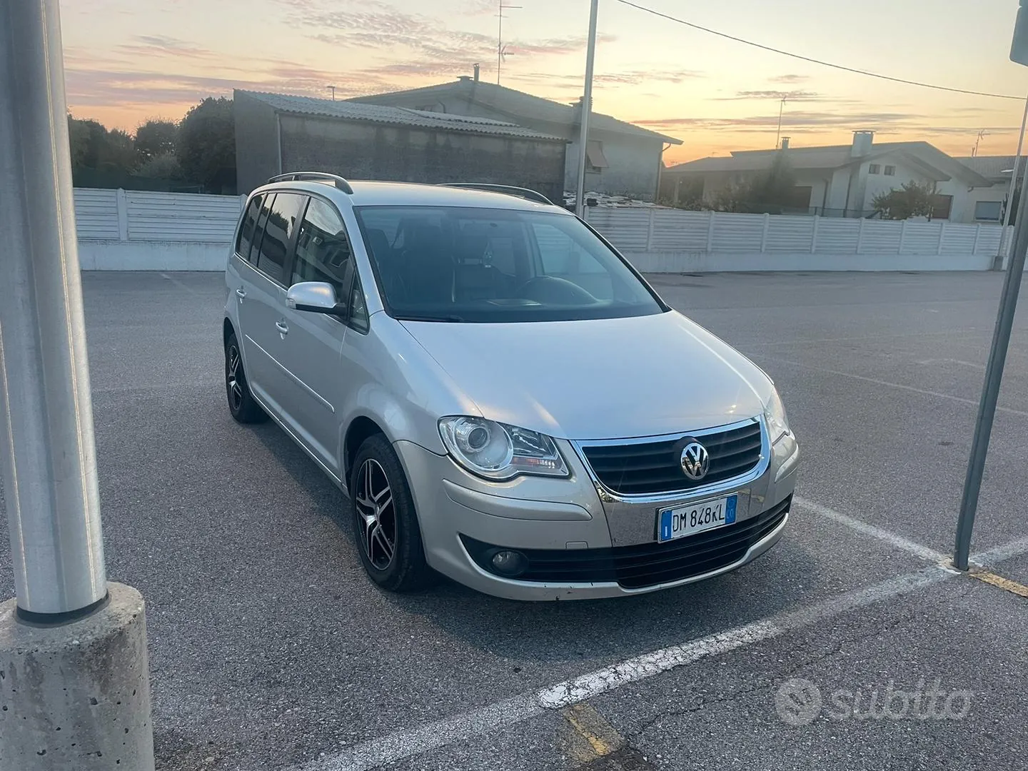 Volkswagen Touran 2007 photo 4