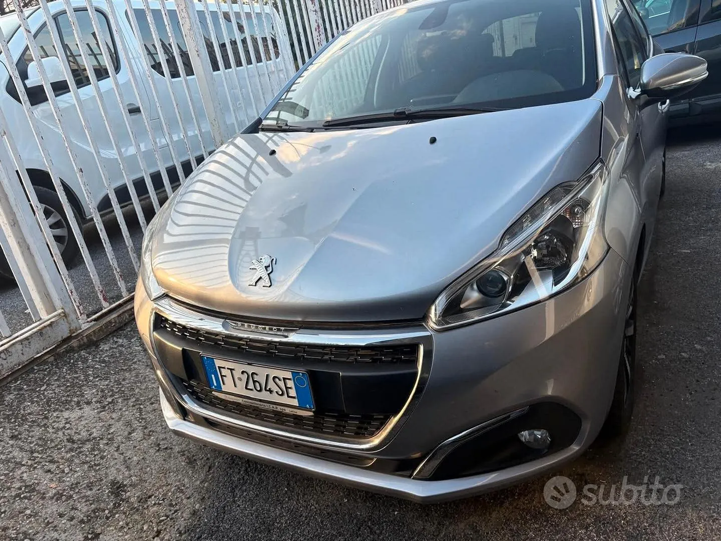 Peugeot 208 2019 photo 2