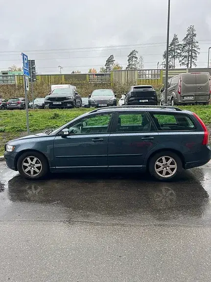 Volvo V50