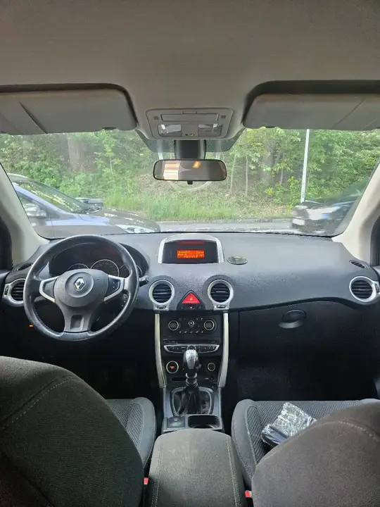 Renault Koleos 2008 photo 2
